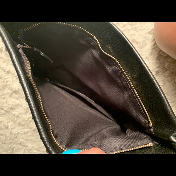 Black studded clutch - Picture 3 of 4